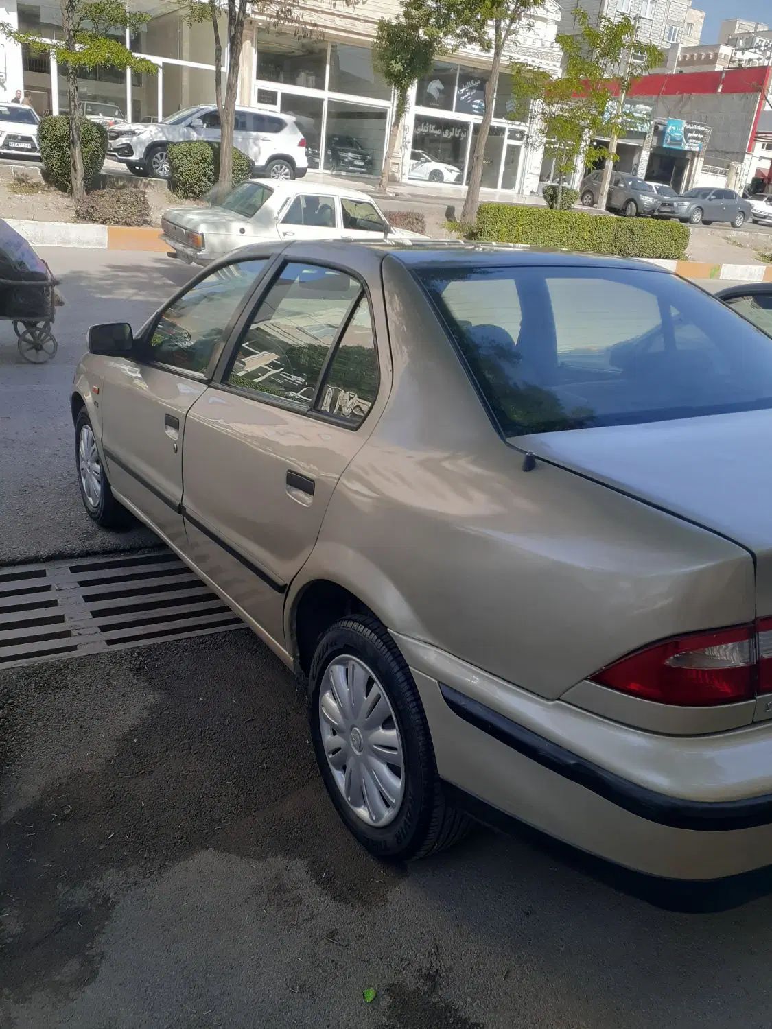 سمند LX XU7 - 1385