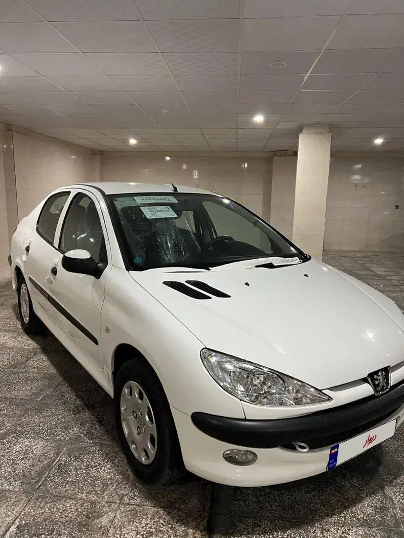 پژو ۲۰۶ صندوق دار v8 - 1396