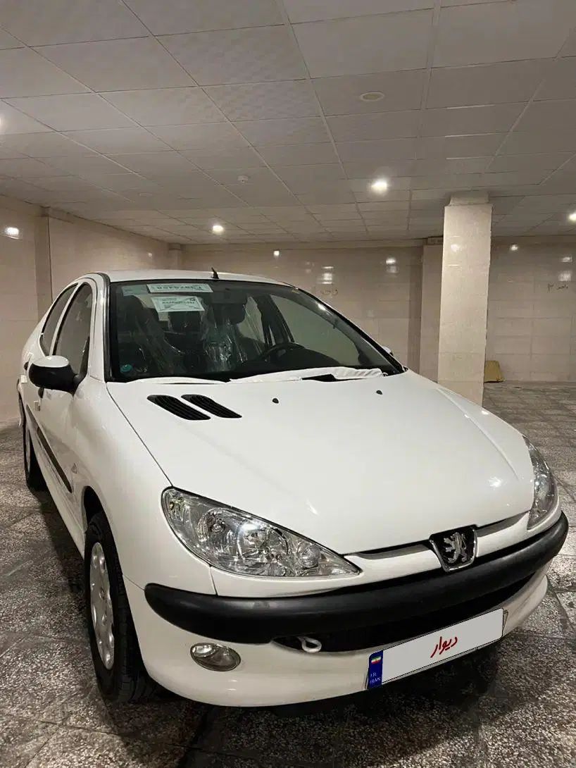 پژو ۲۰۶ صندوق دار v8 - 1396
