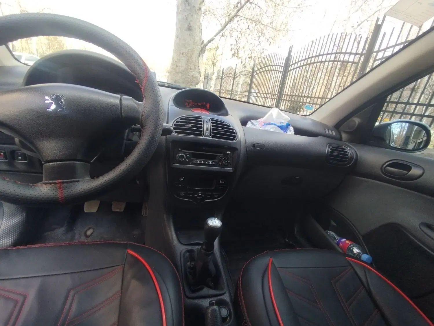 پژو ۲۰۶ صندوق دار v8 - 1397