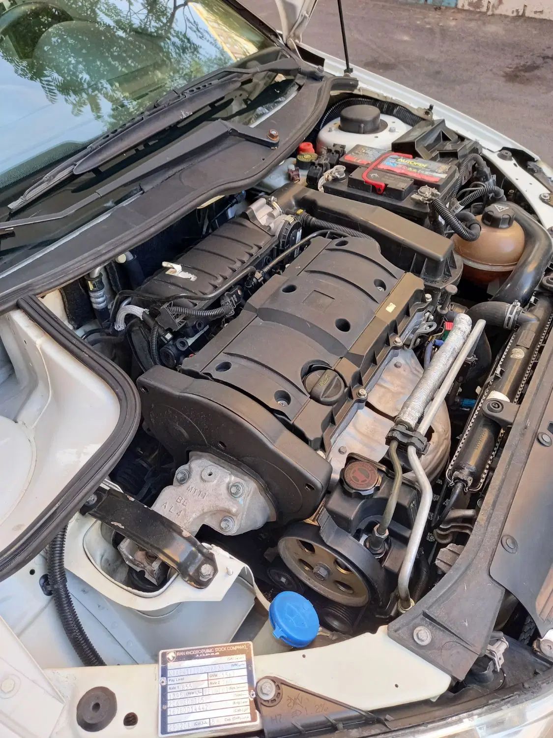 پژو ۲۰۶ صندوق دار v8 - 1395