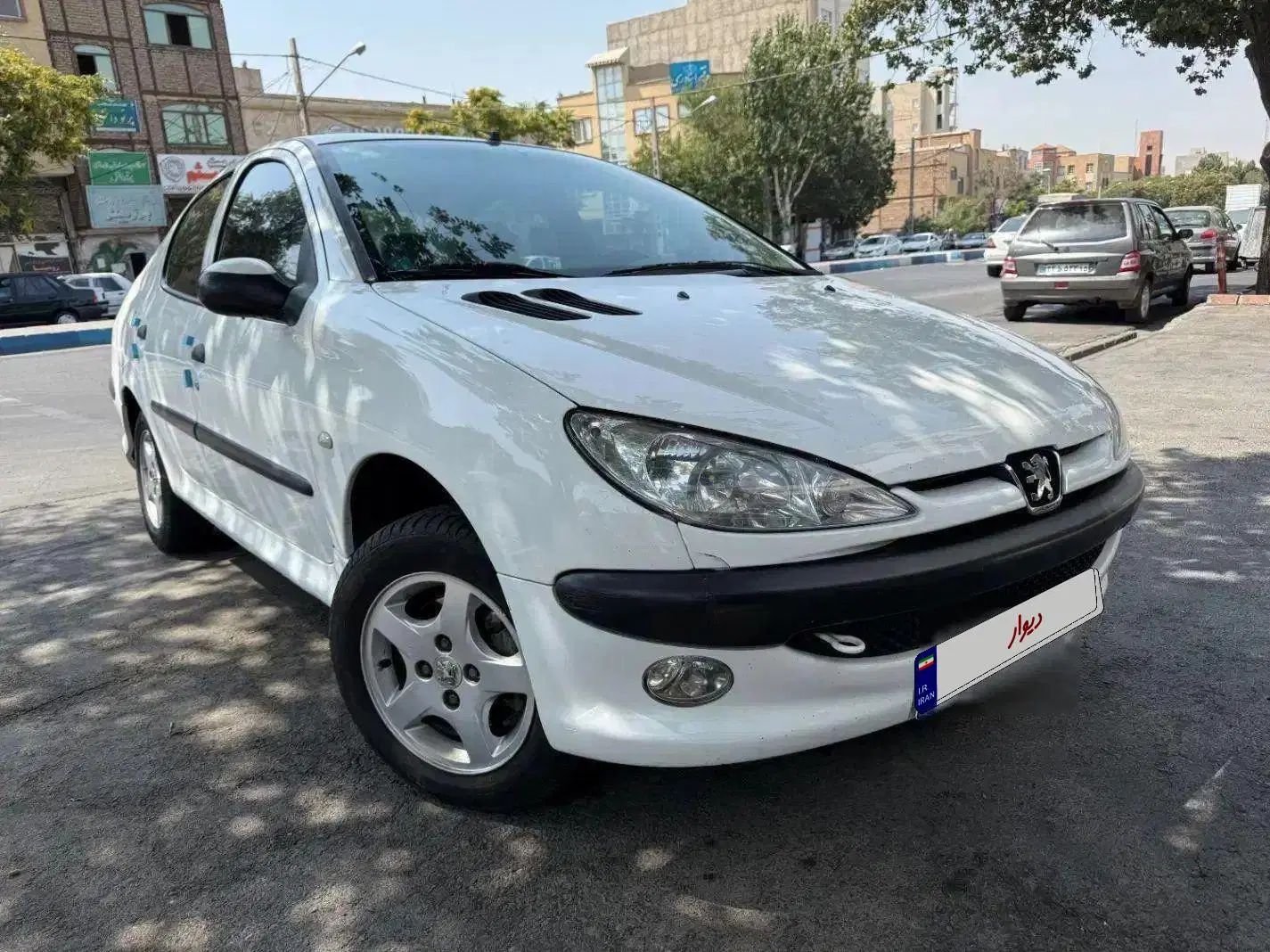 پژو ۲۰۶ صندوق دار v8 - 1397