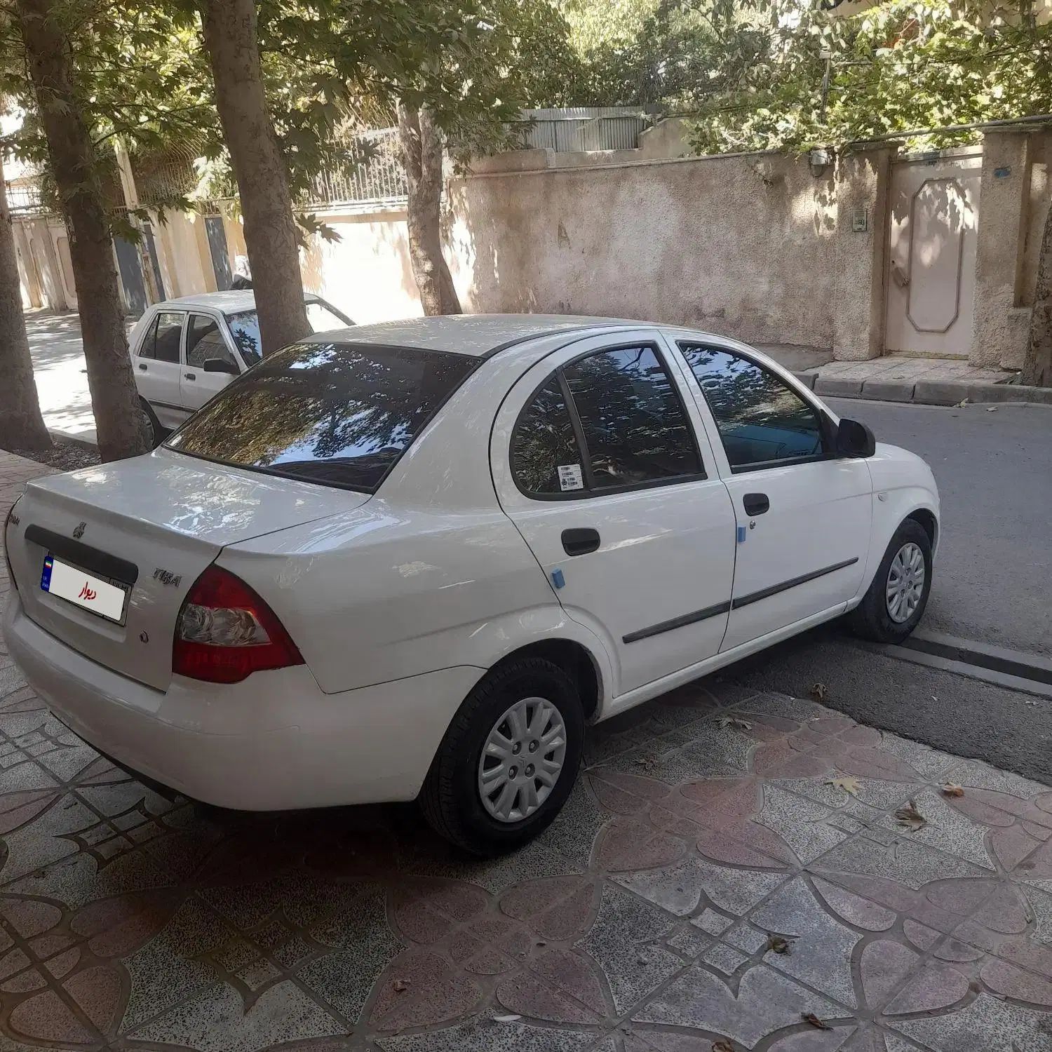 تیبا صندوق دار SX - 1396