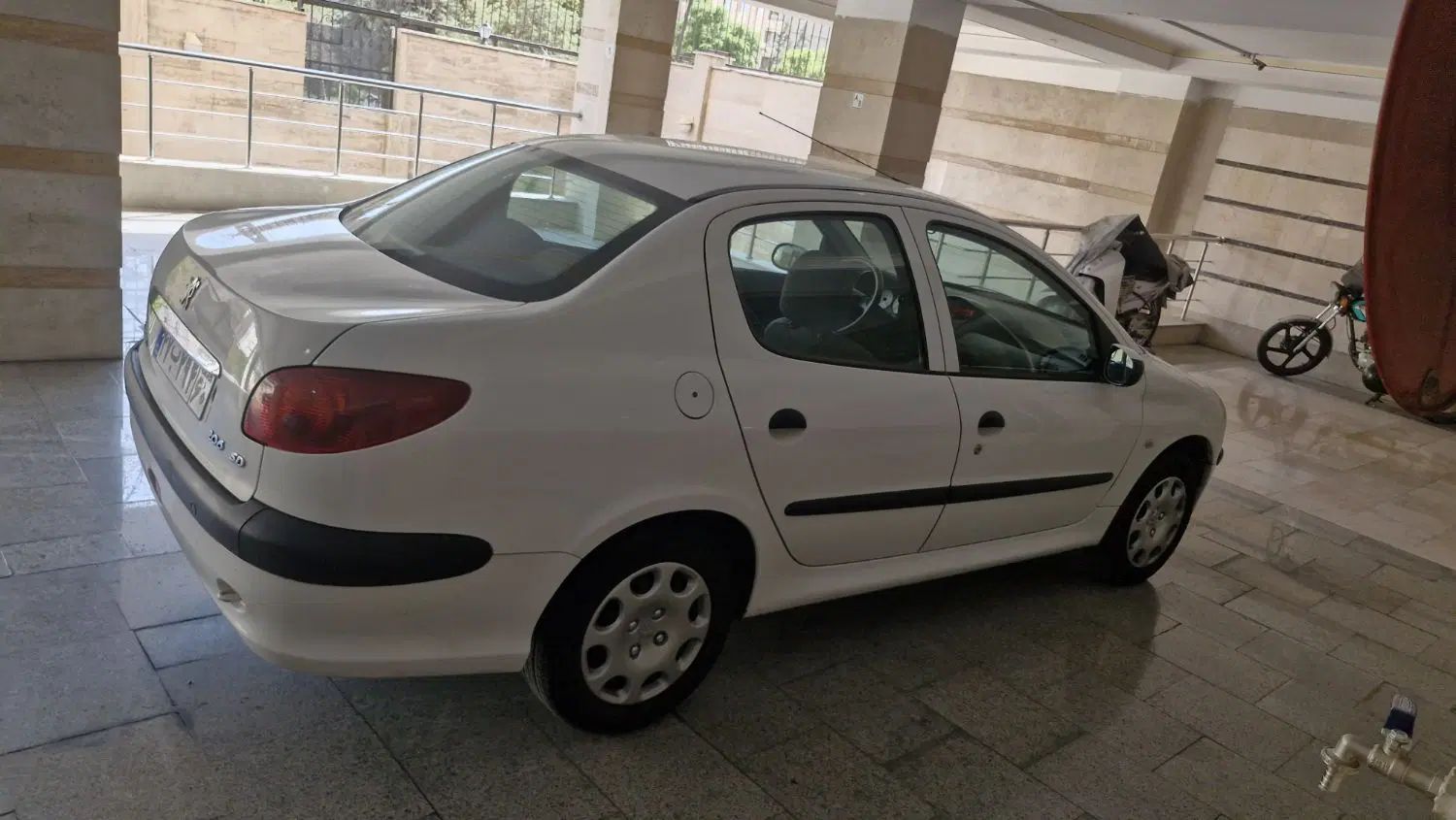 پژو ۲۰۶ صندوق دار v8 - 1397