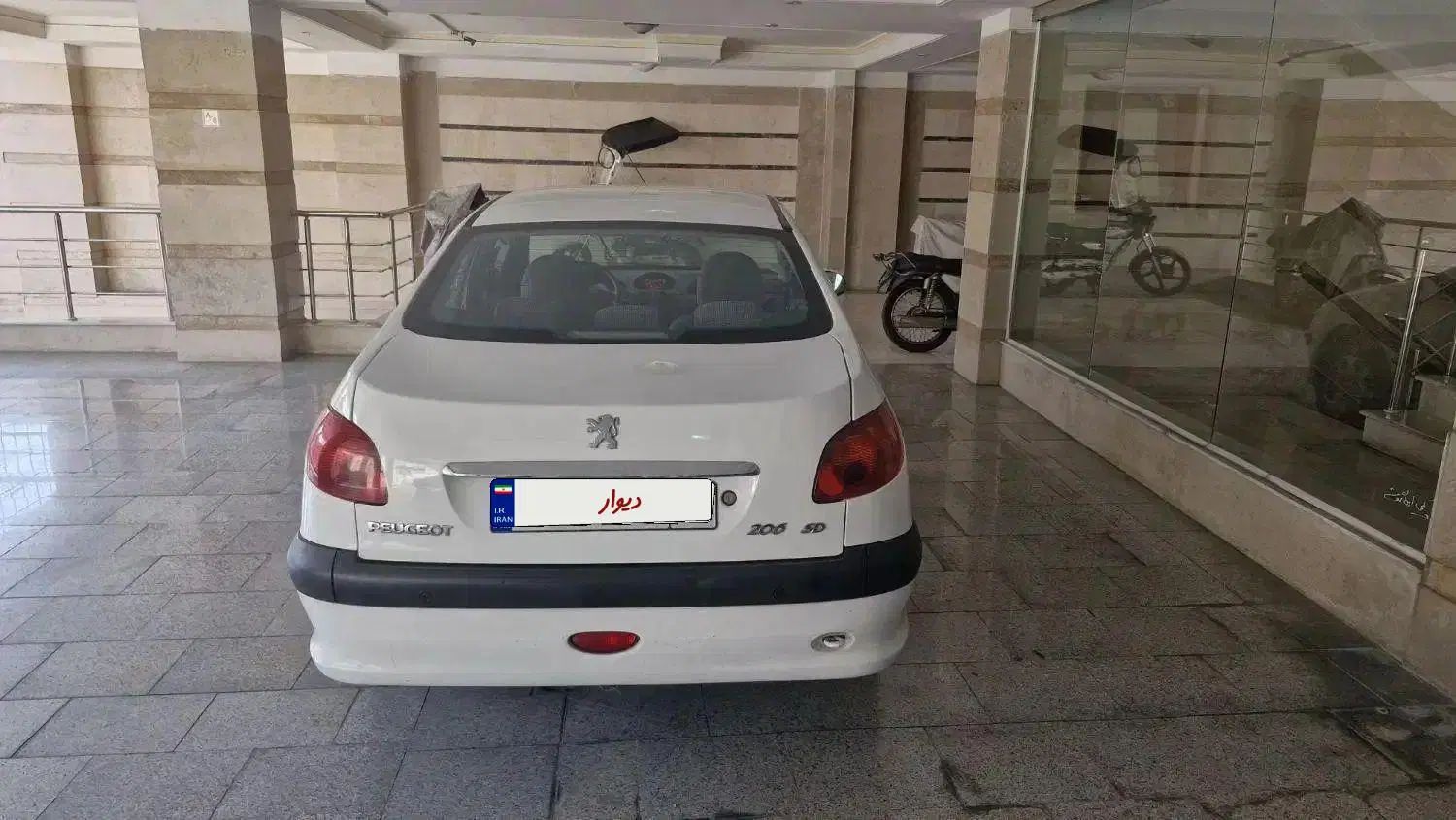 پژو ۲۰۶ صندوق دار v8 - 1397