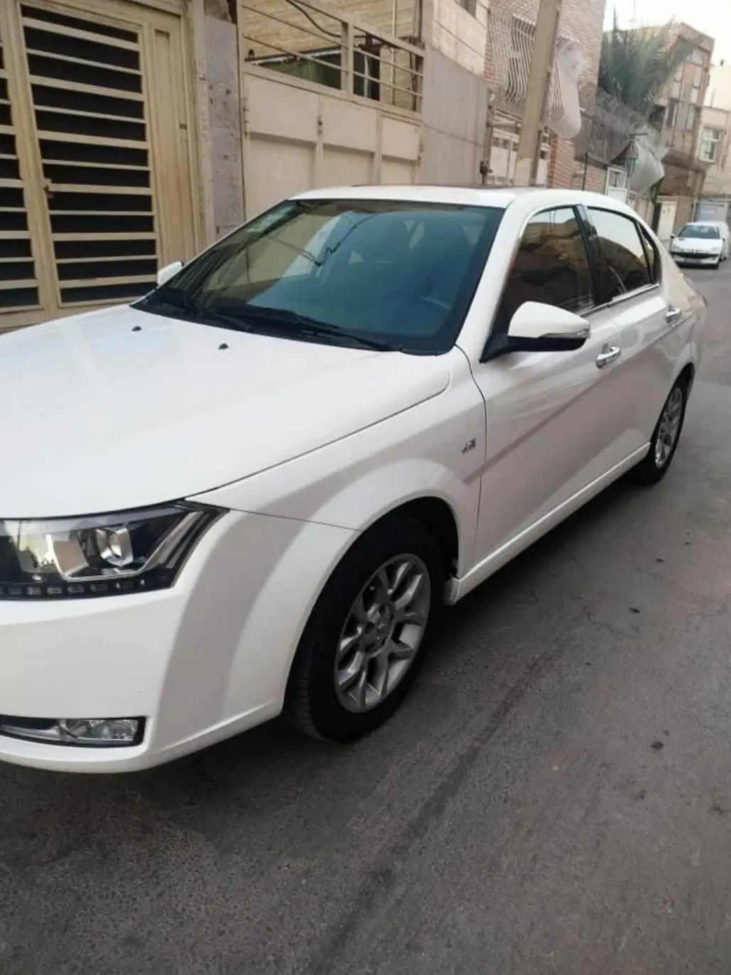 دنا پلاس توربو اتوماتیک - 1401