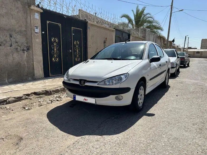 پژو ۲۰۶ صندوق دار v8 - 1393