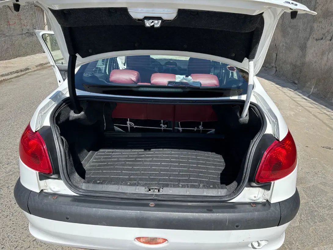 پژو ۲۰۶ صندوق دار v8 - 1393