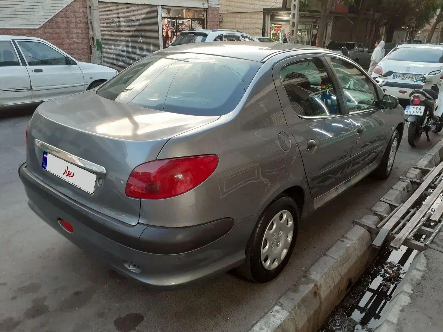 پژو ۲۰۶ صندوق دار v2 - 1387