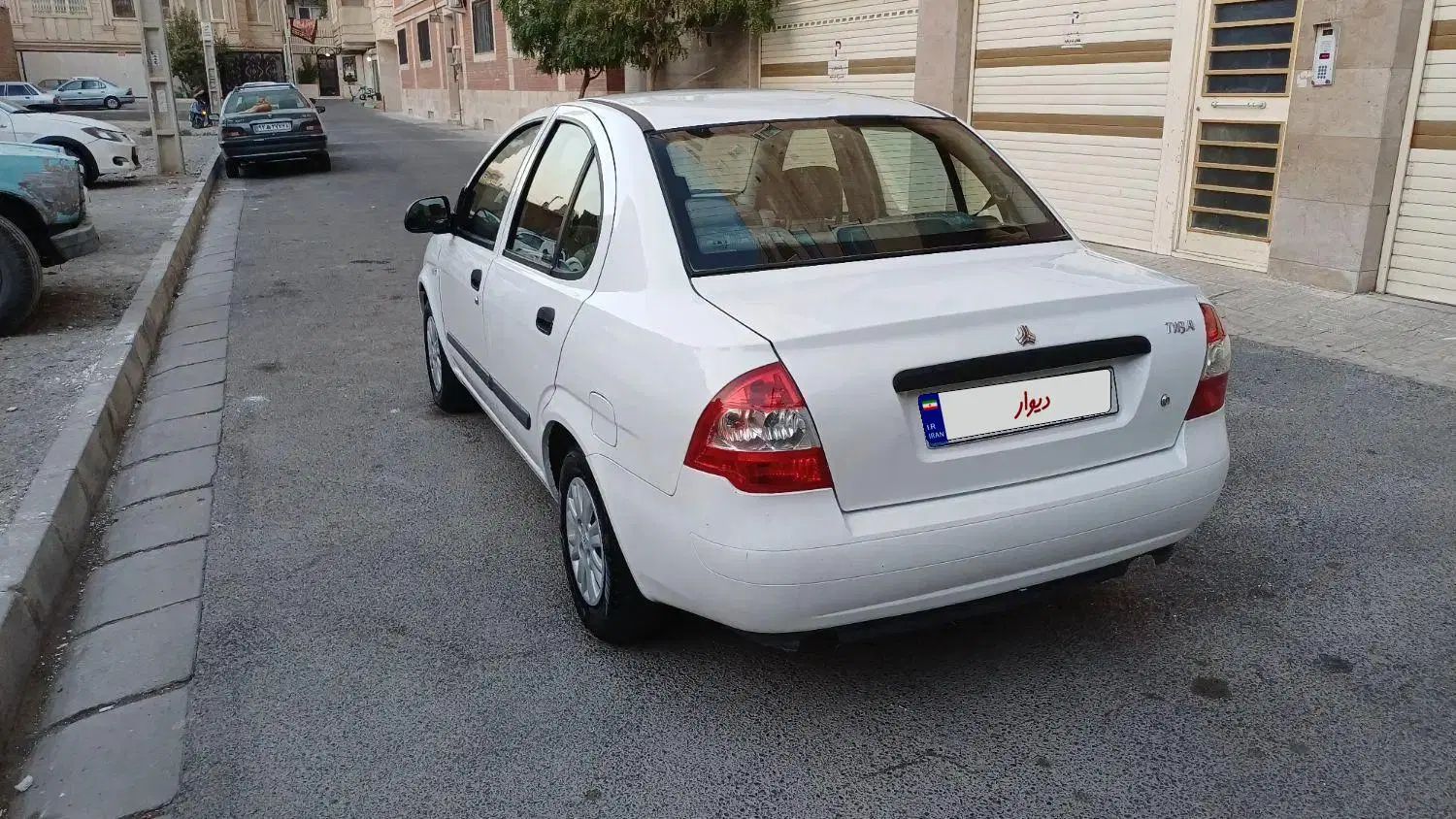 تیبا صندوق دار SX - 1394
