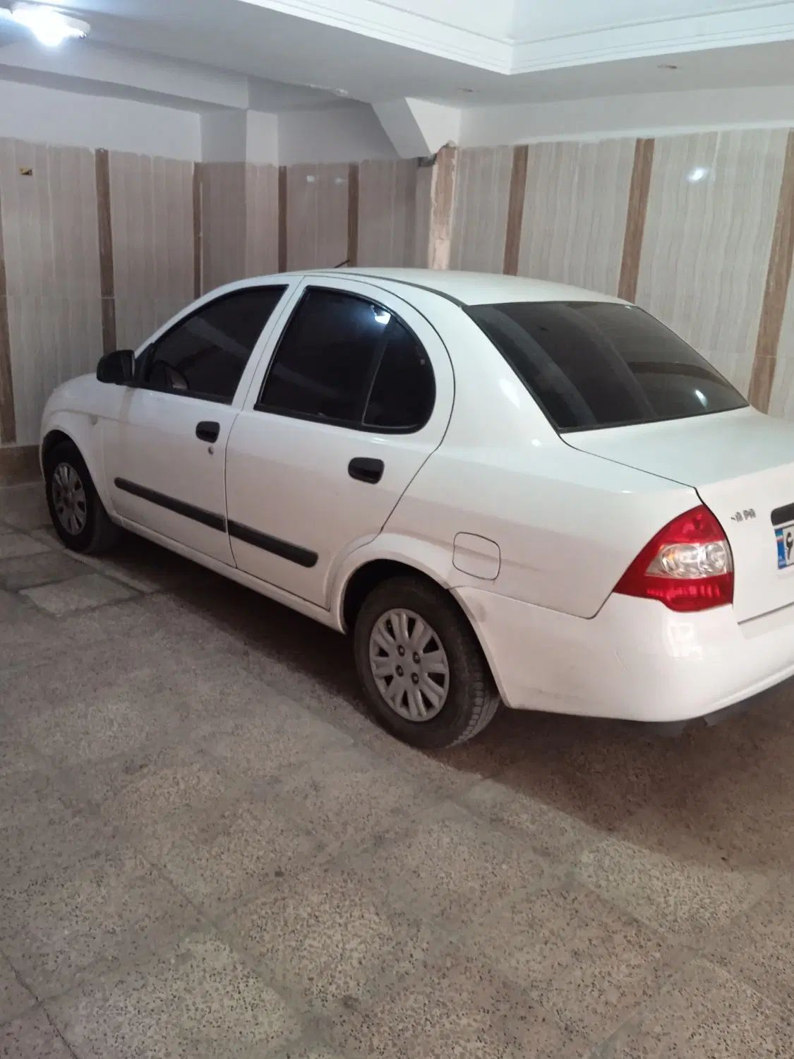 تیبا صندوق دار LX - 1394