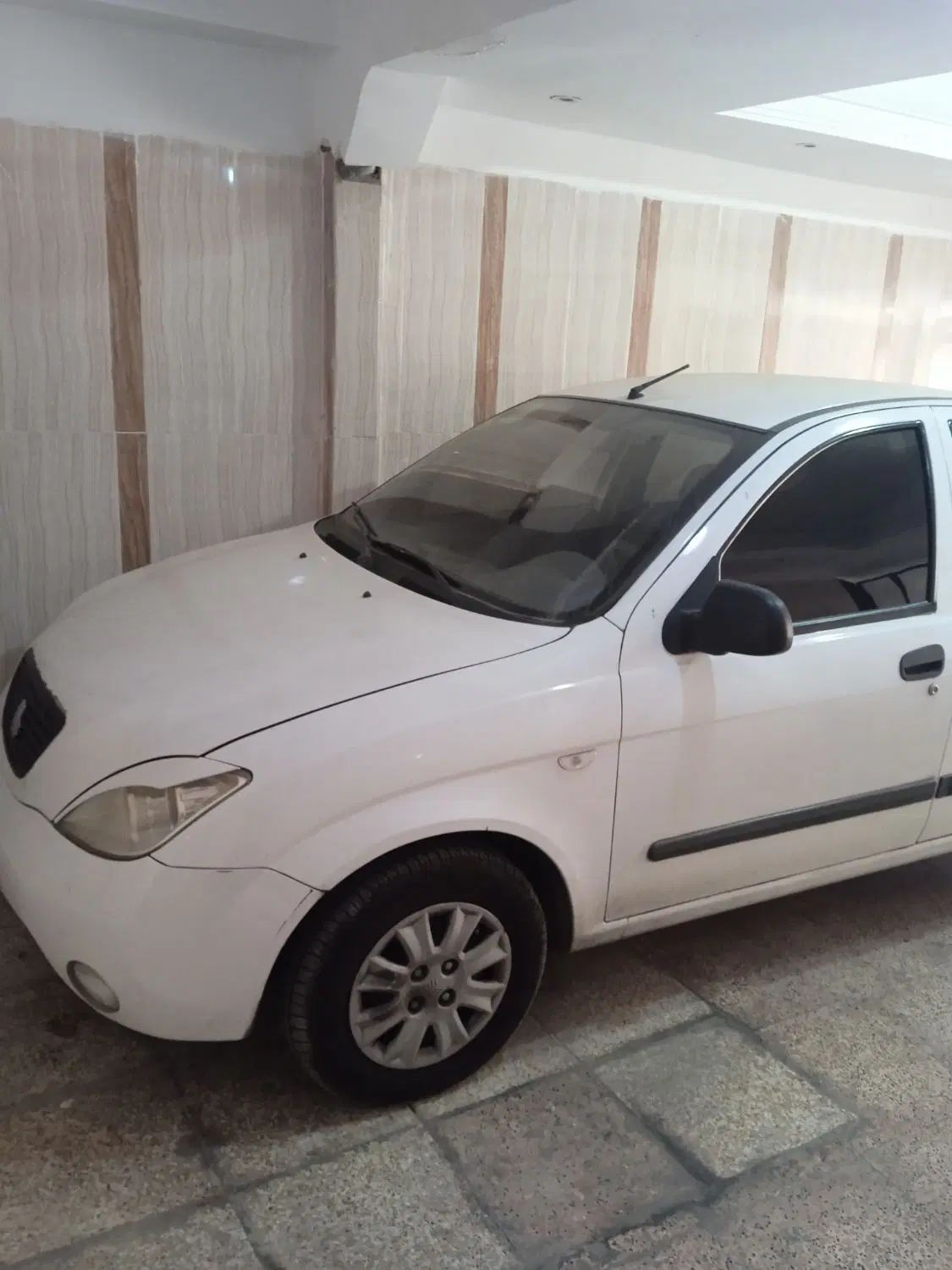 تیبا صندوق دار LX - 1394