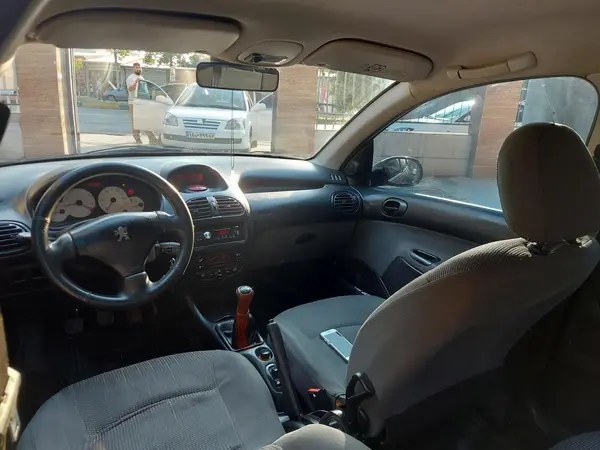 پژو ۲۰۶ صندوق دار v8 - 1396