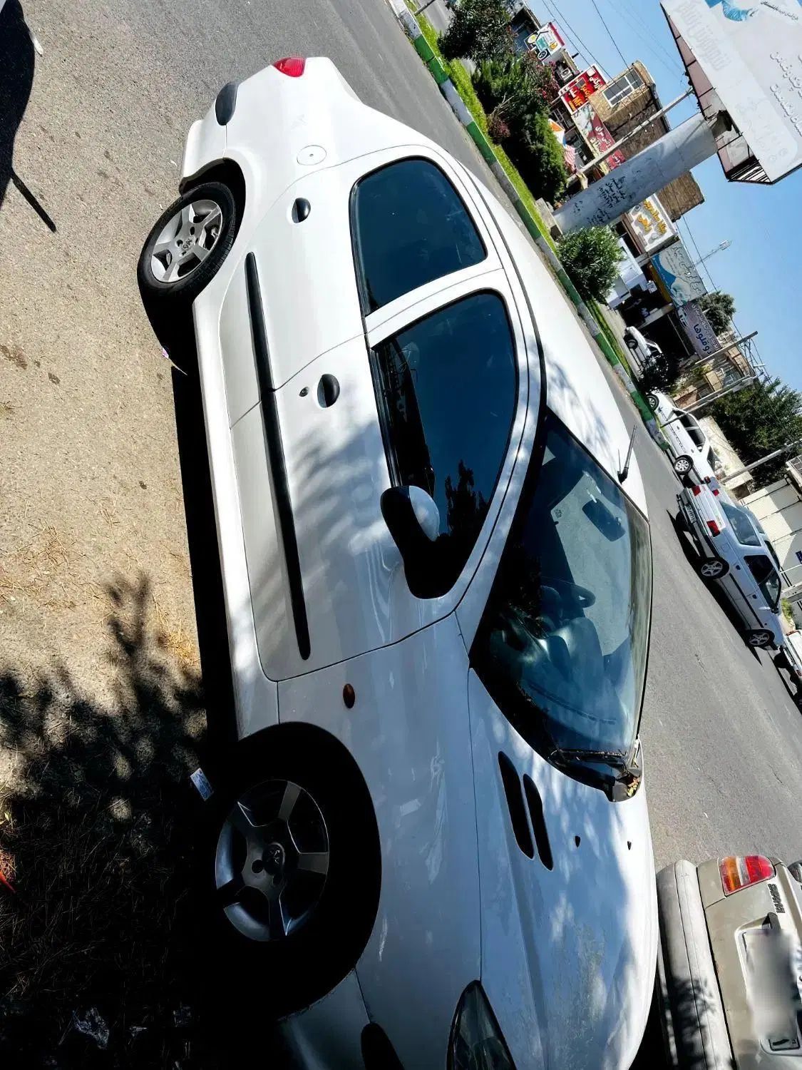 پژو ۲۰۶ صندوق دار v8 - 1395