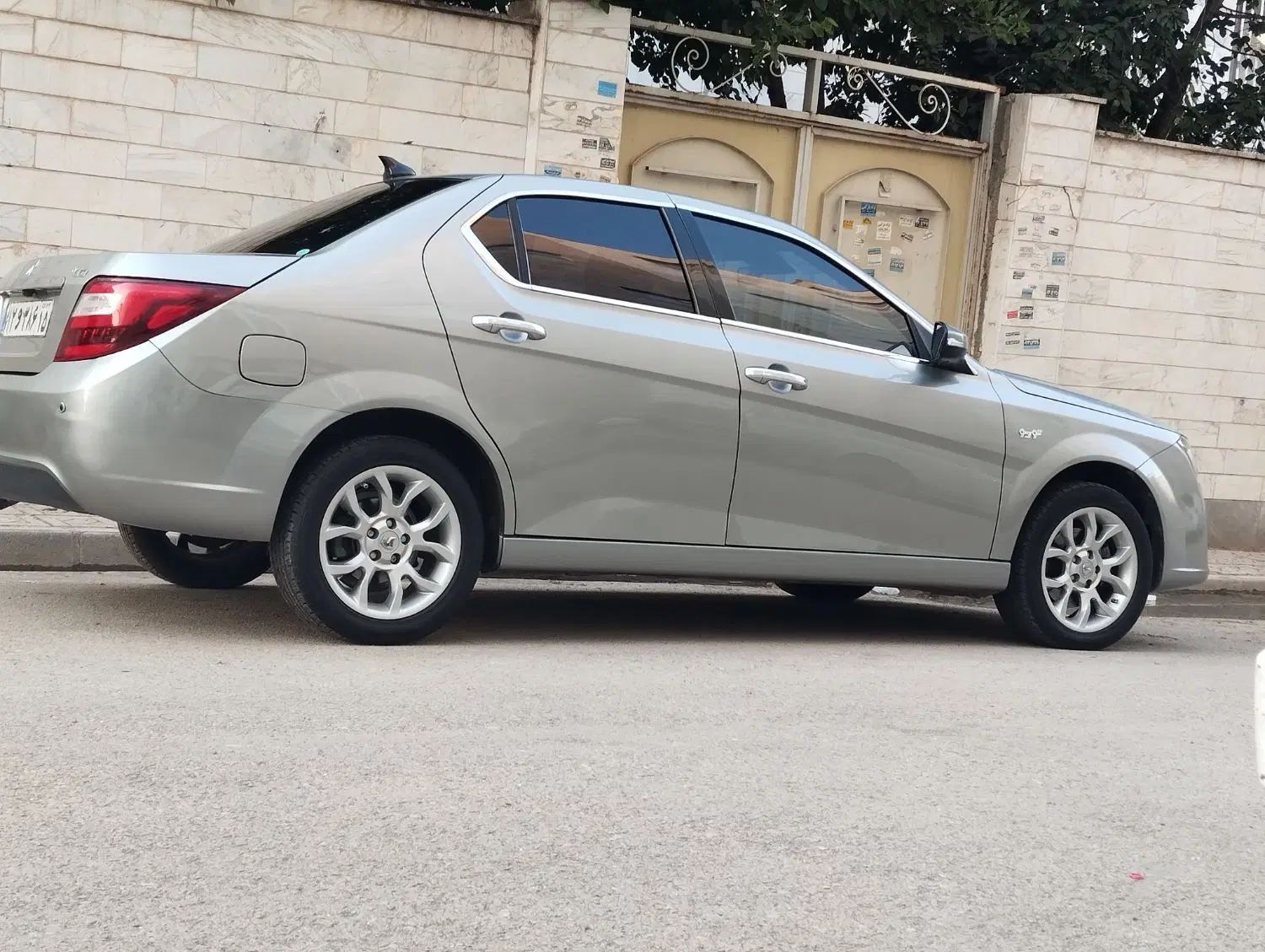 دنا پلاس توربو 6 دنده - 1403