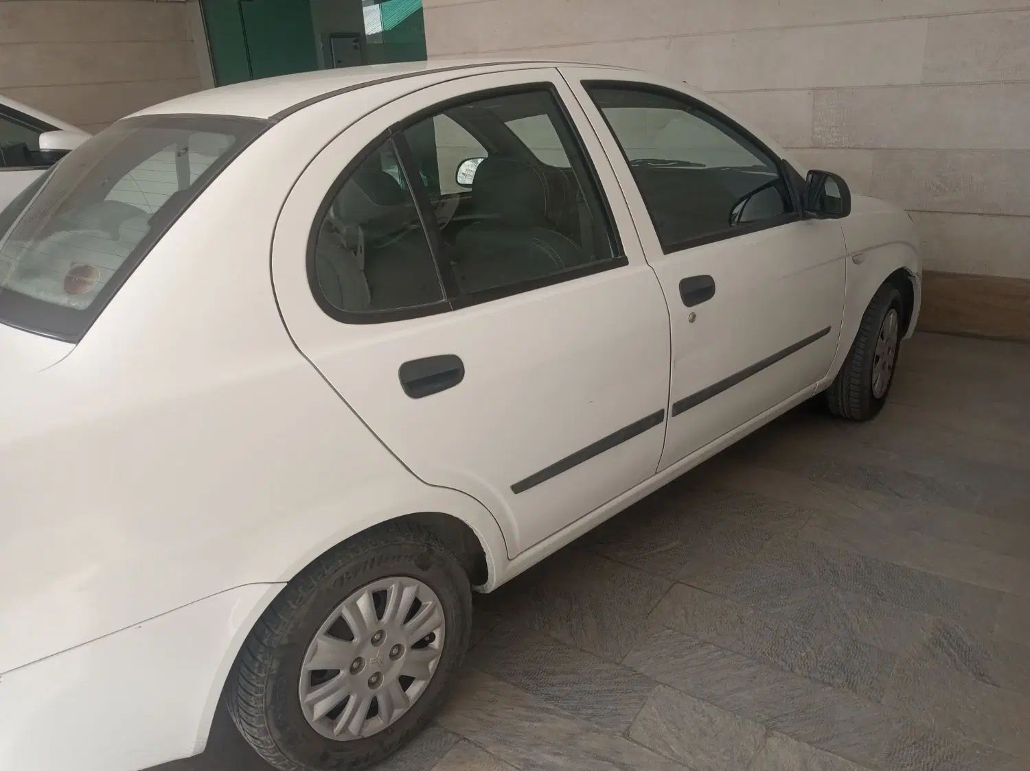 تیبا صندوق دار SX - 1400