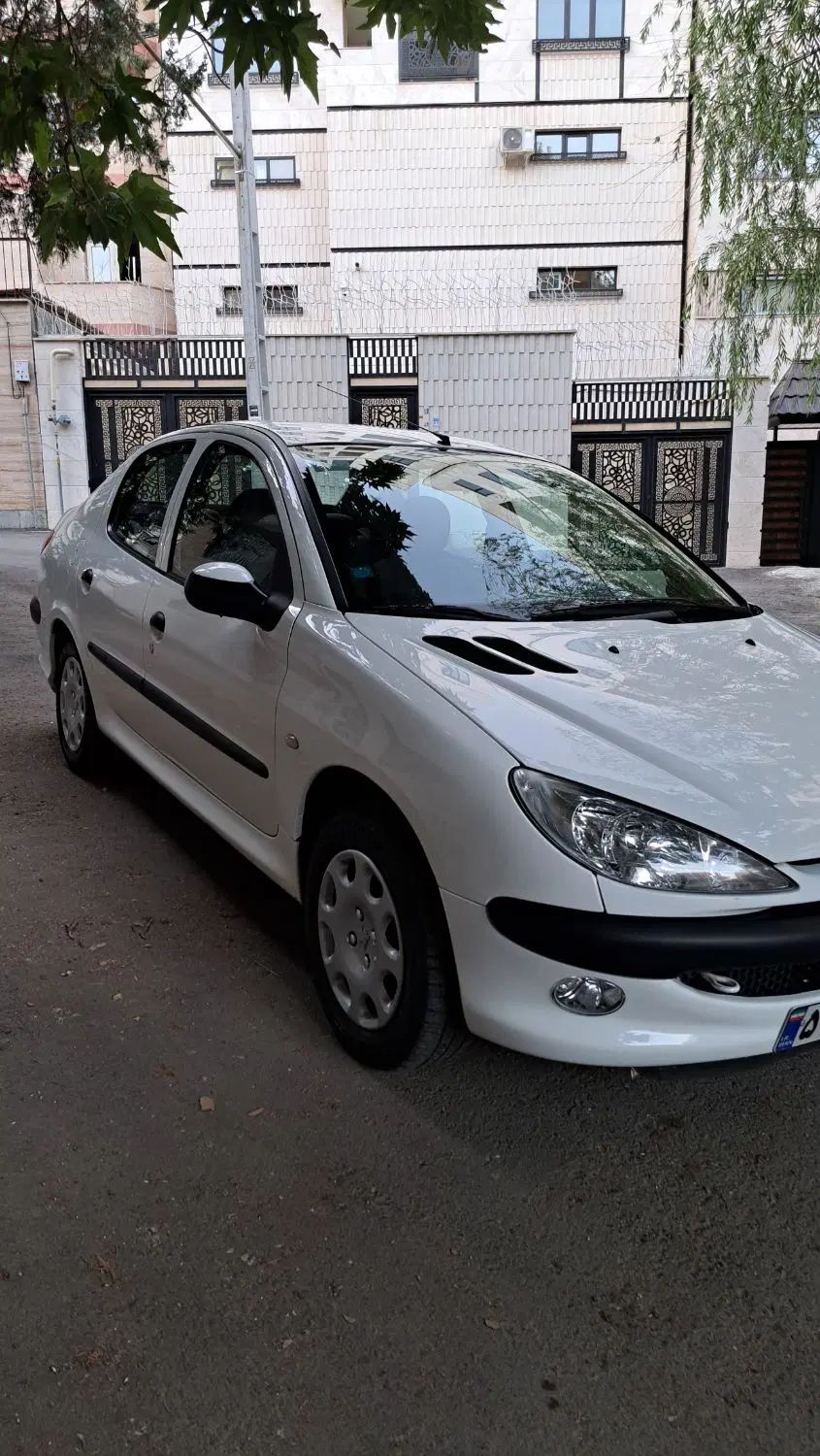 پژو ۲۰۶ صندوق دار v8 - 1396