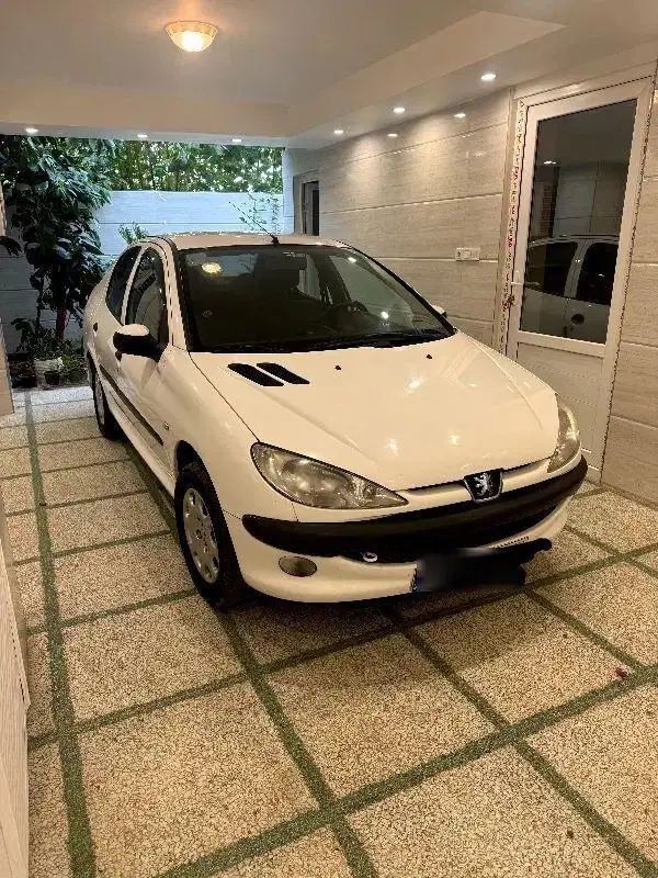پژو ۲۰۶ صندوق دار v8 - 1395
