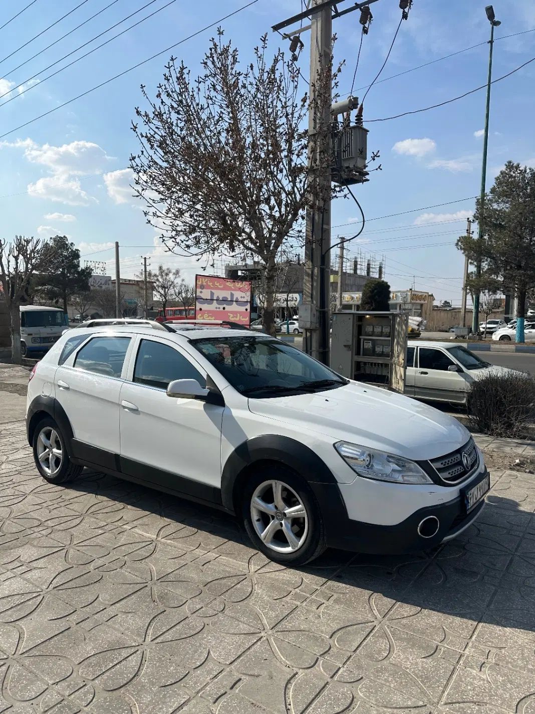 خودرو دانگ فنگ، H30 کراس آگهی ann_20261780