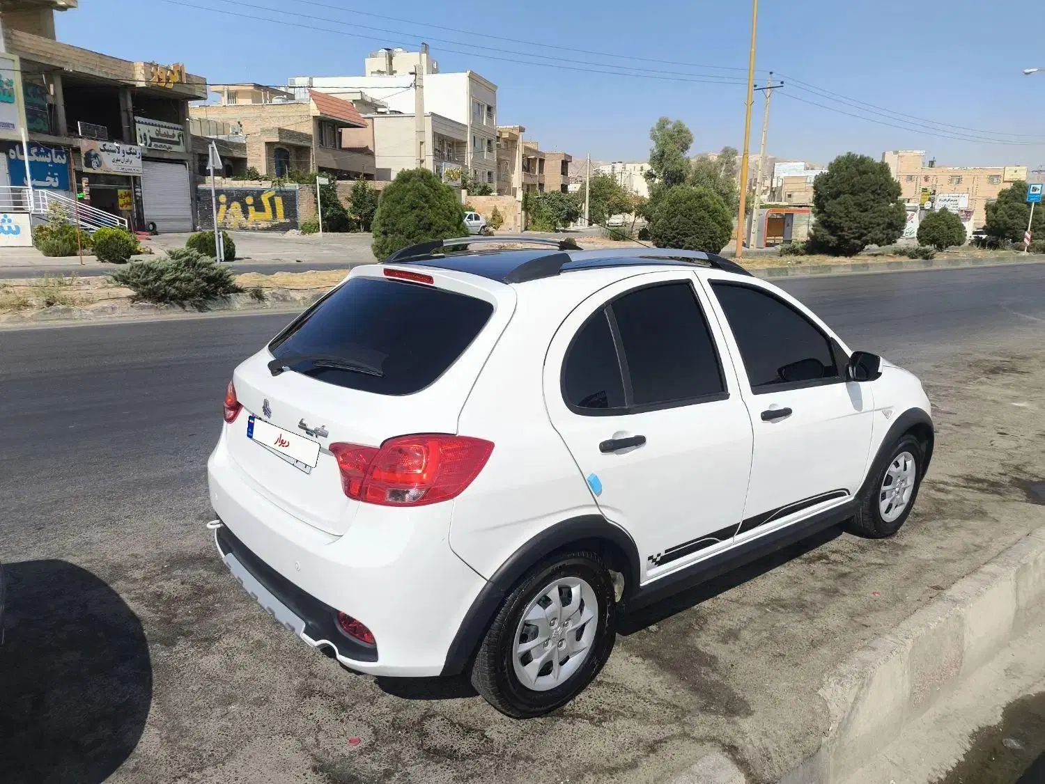 کوییک R دنده‌ای - 1402