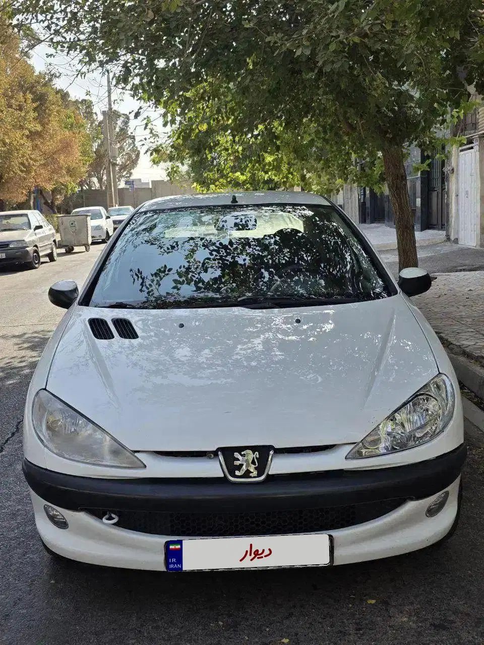 پژو ۲۰۶ صندوق دار v8 - 1395