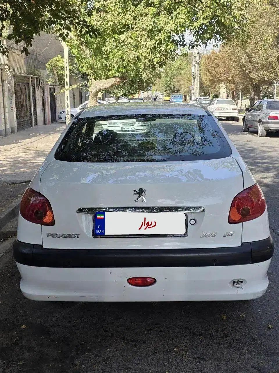 پژو ۲۰۶ صندوق دار v8 - 1395