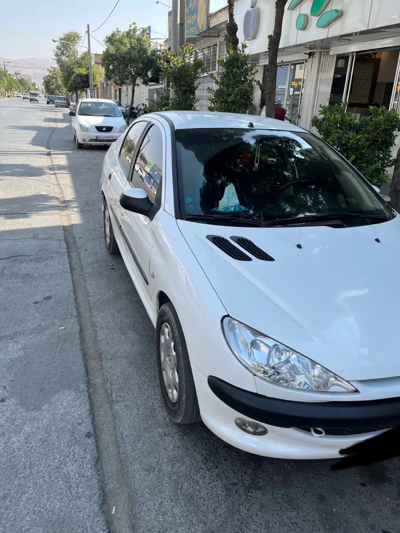 پژو ۲۰۶ صندوق دار v8 - 1390
