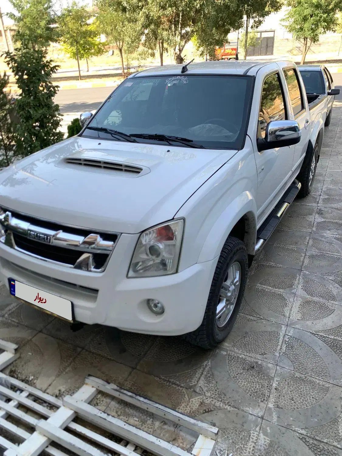 خودرو ایسوزو، دی مکس آگهی ann_20262264