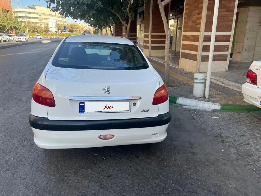 پژو ۲۰۶ صندوق دار v1 - 1389