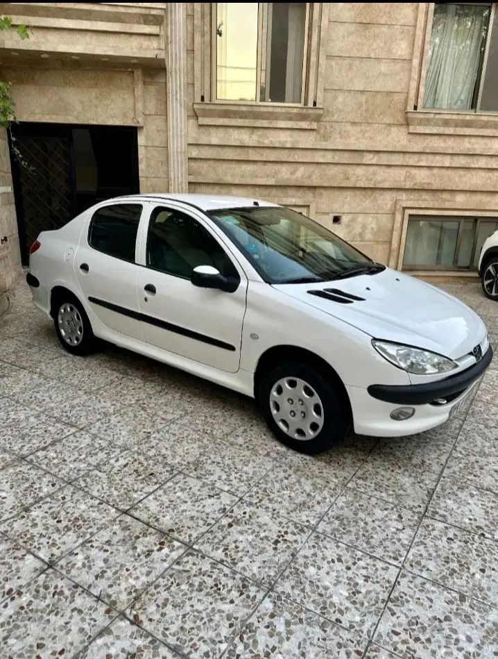 پژو ۲۰۶ صندوق دار v8 - 1393