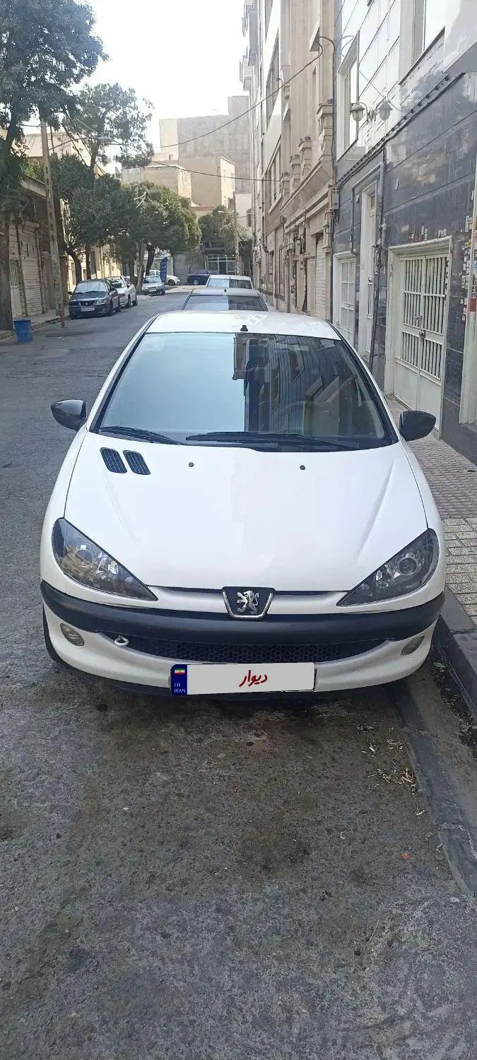 پژو ۲۰۶ صندوق دار v8 - 1400