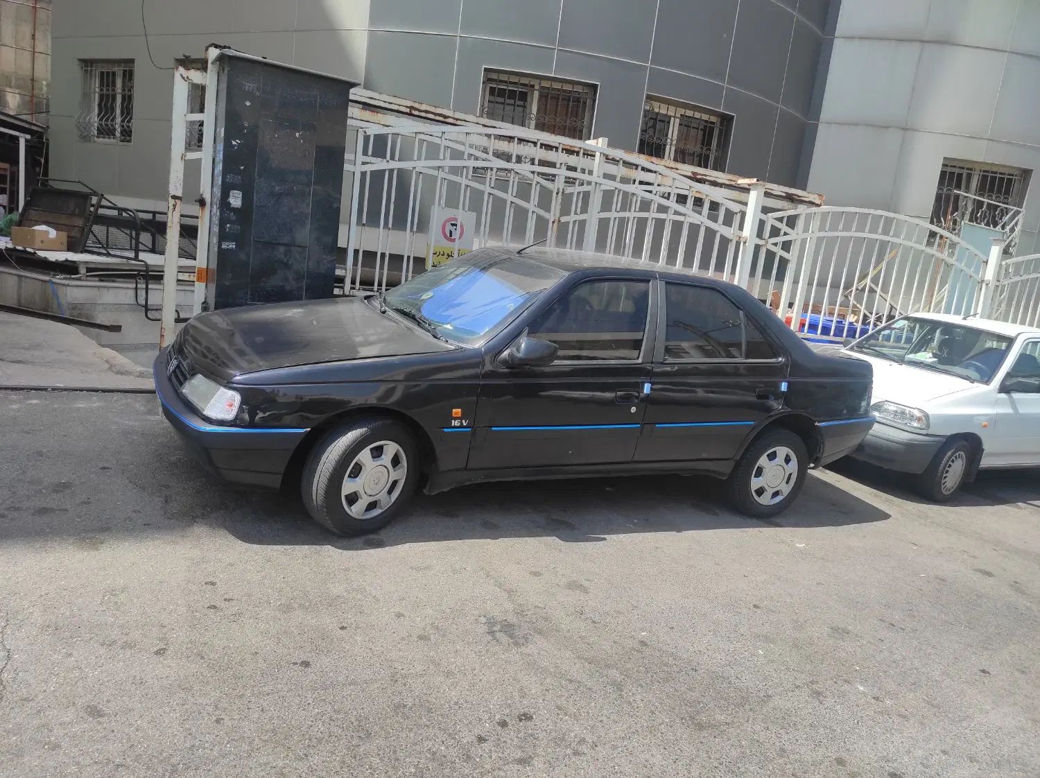 پژو 405 GL - 1379