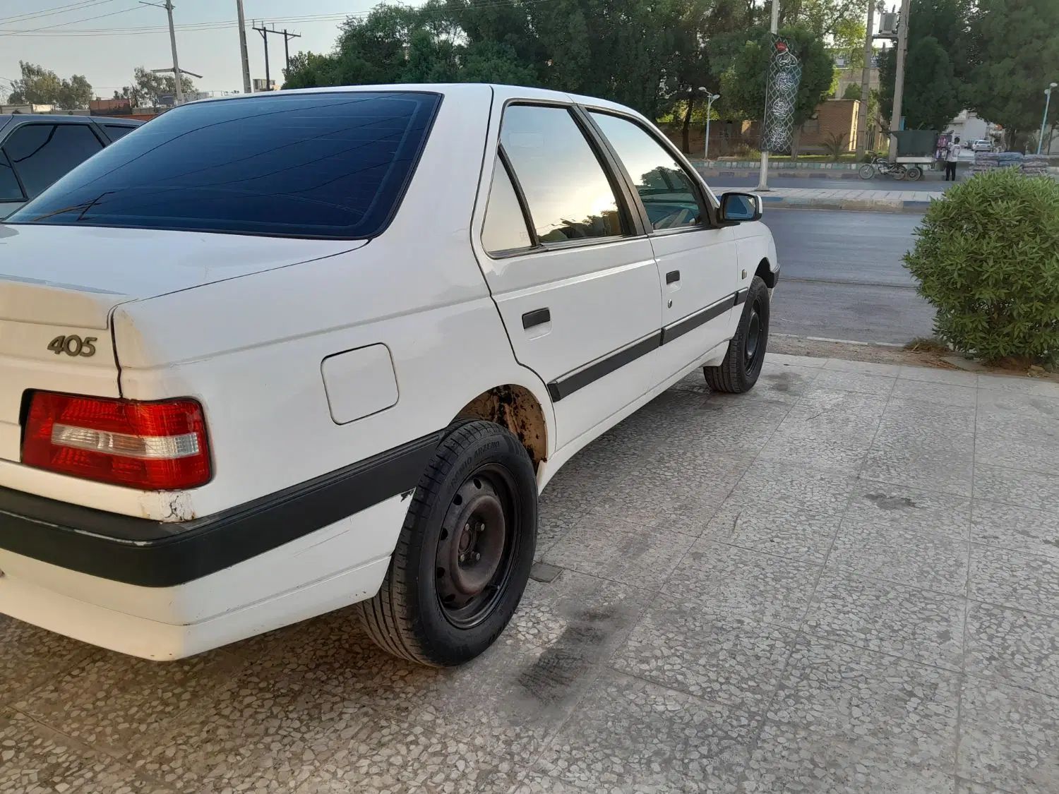 پژو 405 SLX بنزینی TU5 - 1396