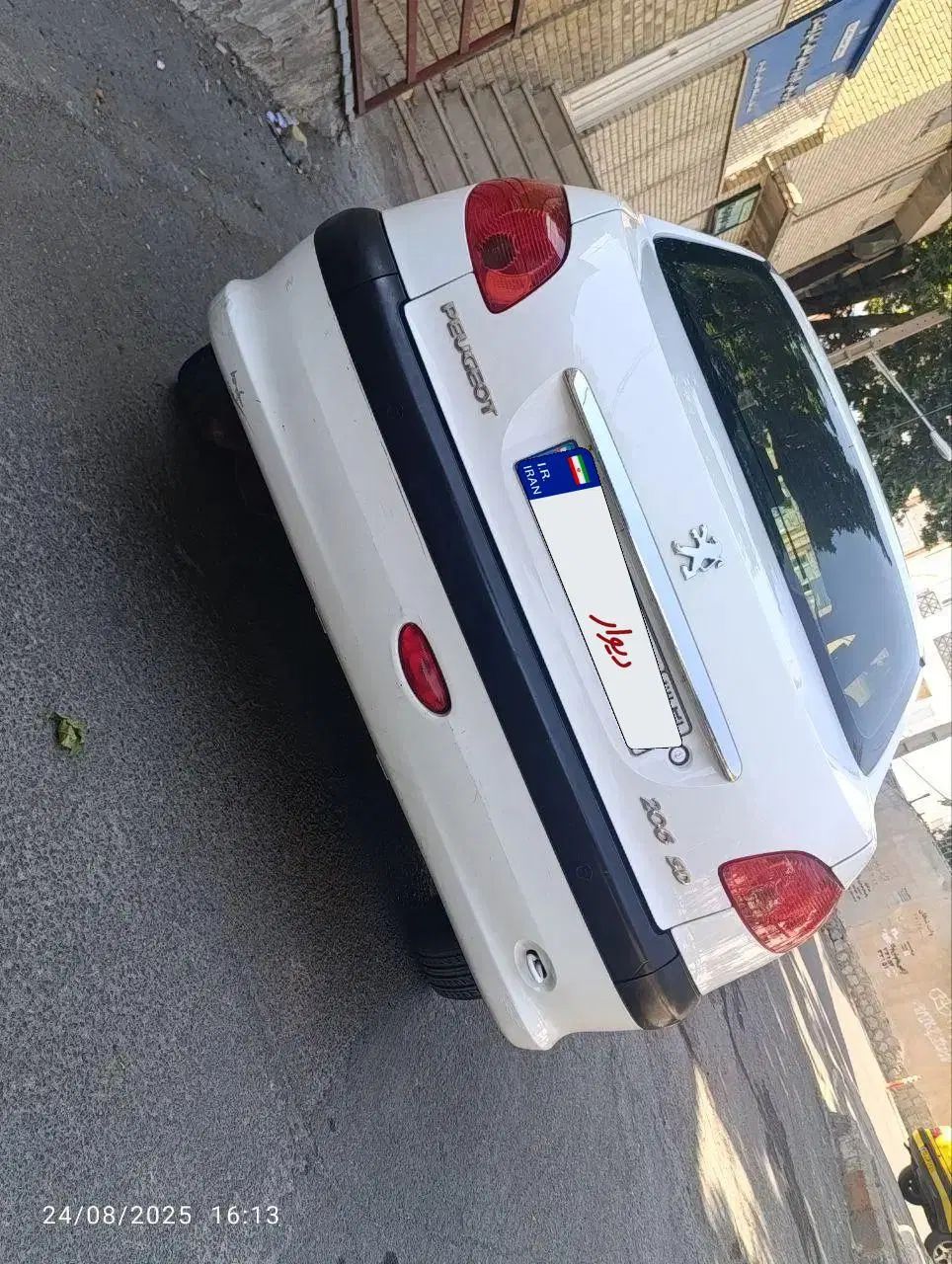 پژو ۲۰۶ صندوق دار v8 - 1395