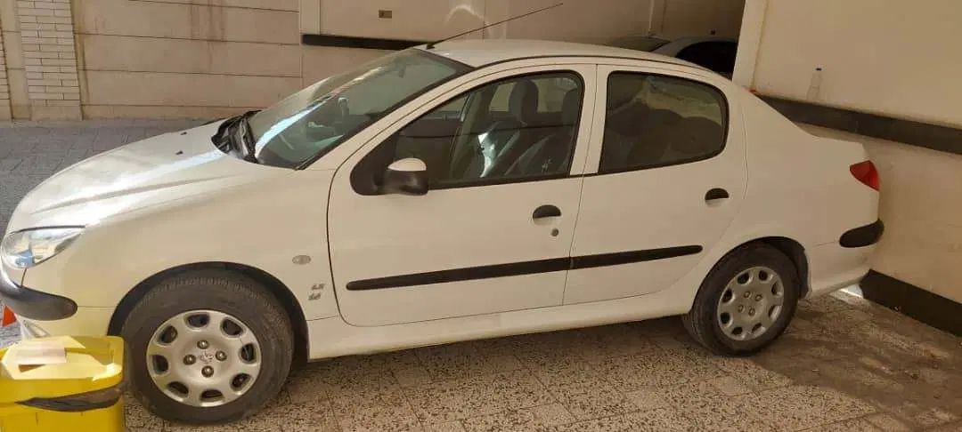 پژو ۲۰۶ صندوق دار v8 - 1399