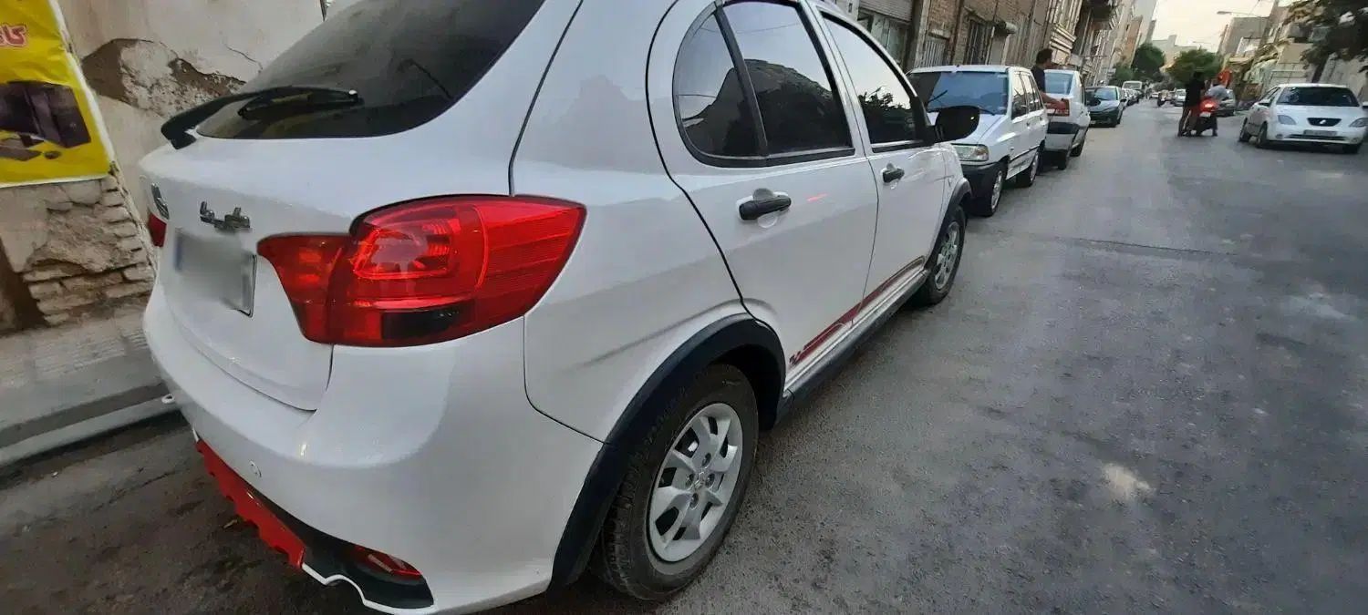 کوییک R دنده‌ای - 1402