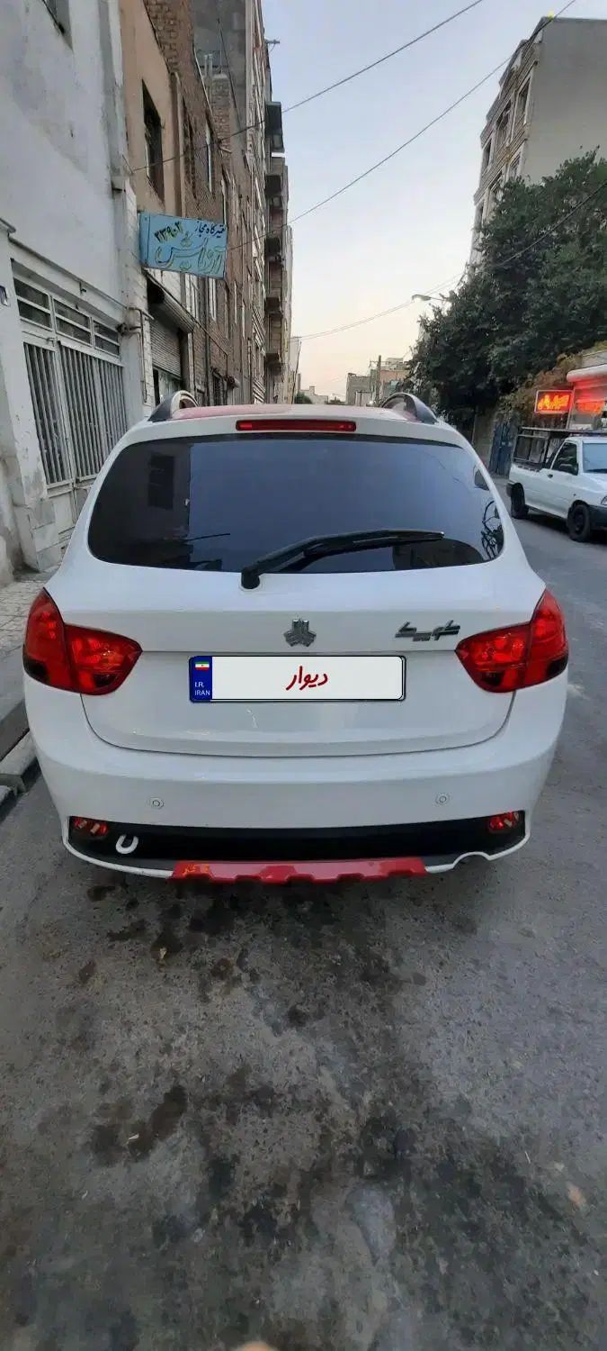 کوییک R دنده‌ای - 1402