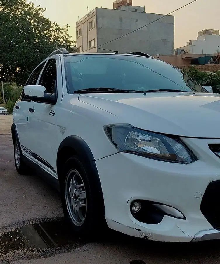 کوییک R دنده‌ای - 1399