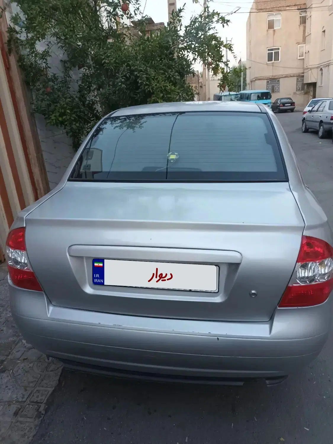 تیبا صندوق دار SL - 1389