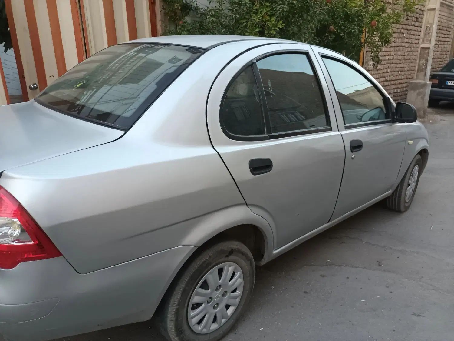 تیبا صندوق دار SL - 1389