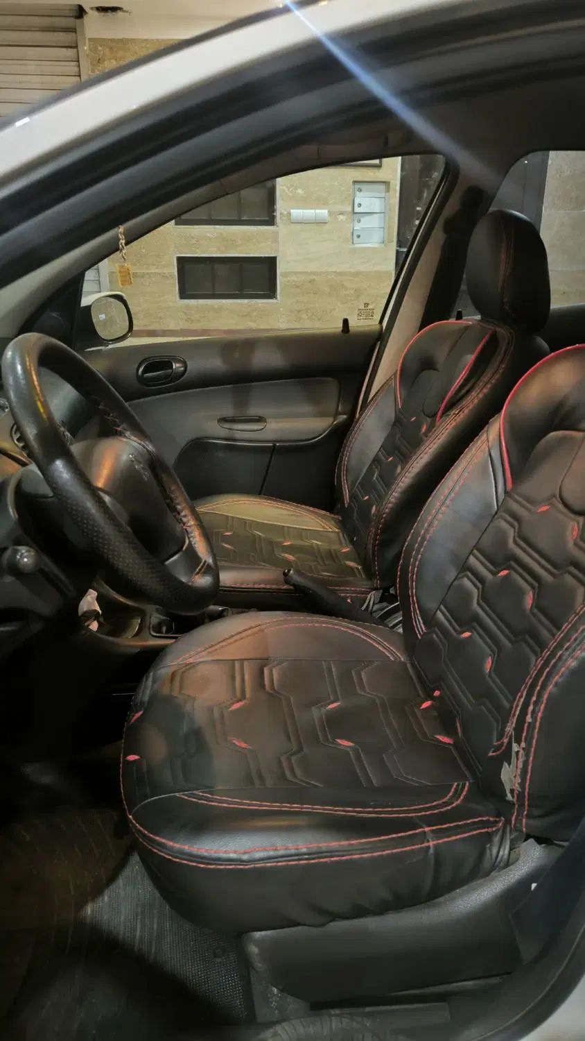 پژو ۲۰۶ صندوق دار v8 - 1399