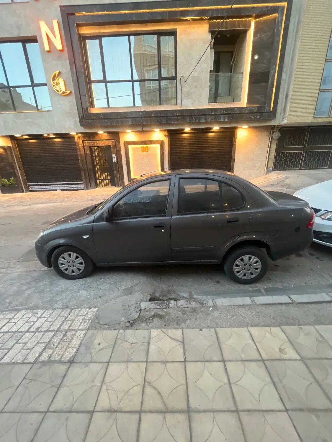 تیبا صندوق دار EX - 1391