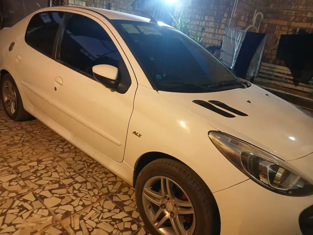 پژو ۲۰۷ صندوق دار اتوماتیک - 1397
