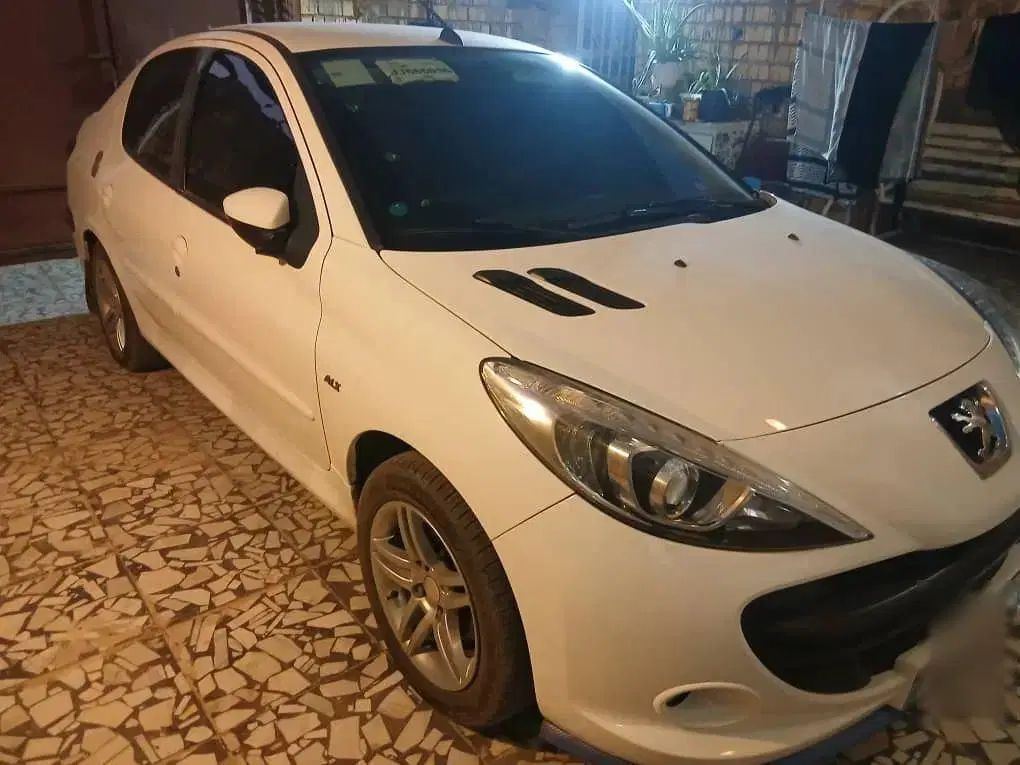پژو ۲۰۷ صندوق دار اتوماتیک - 1397