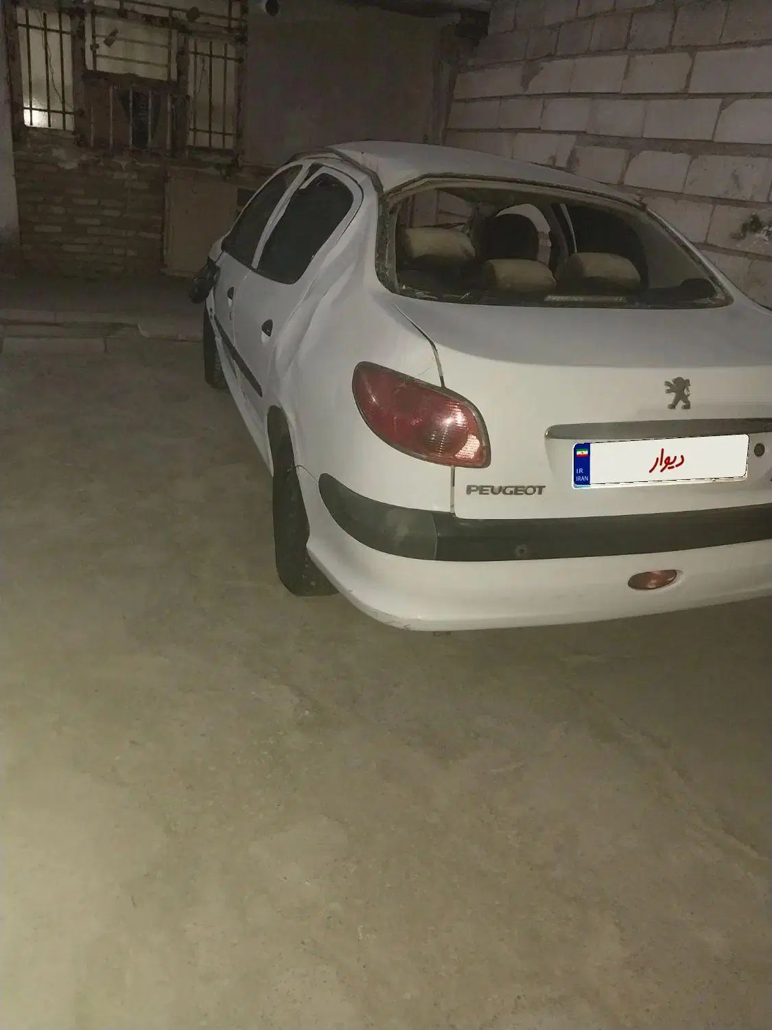 پژو ۲۰۶ صندوق دار v8 - 1396