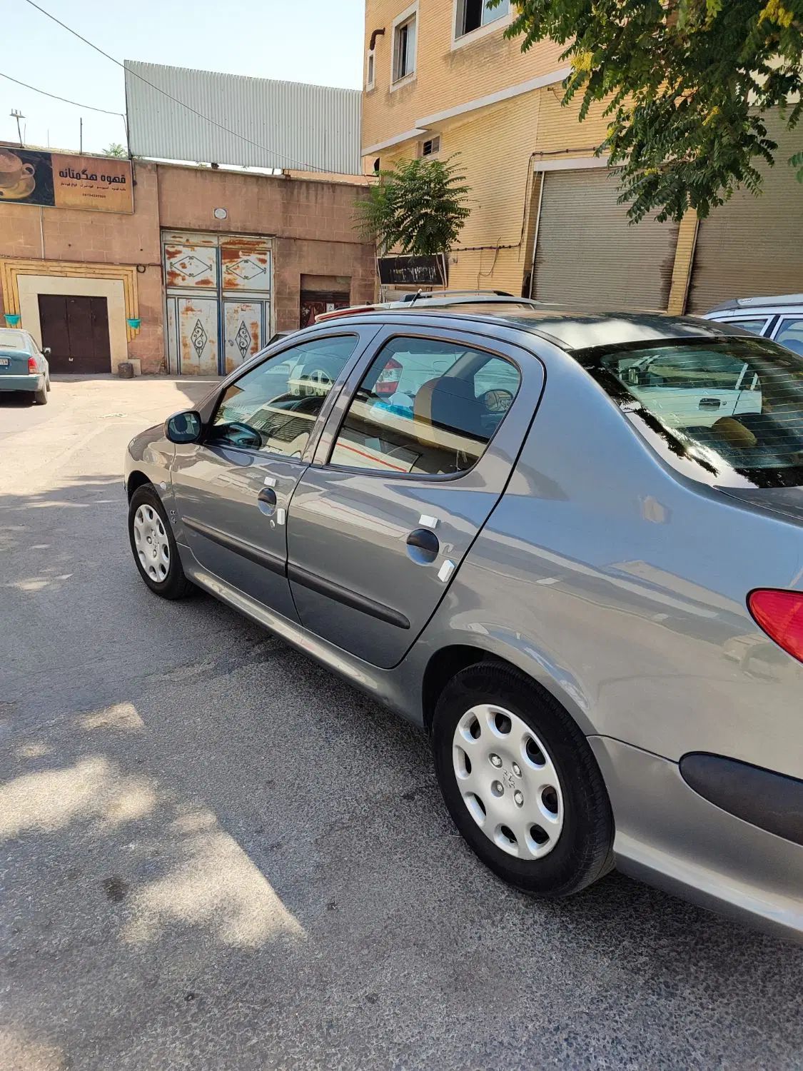 پژو ۲۰۶ صندوق دار v8 - 1395