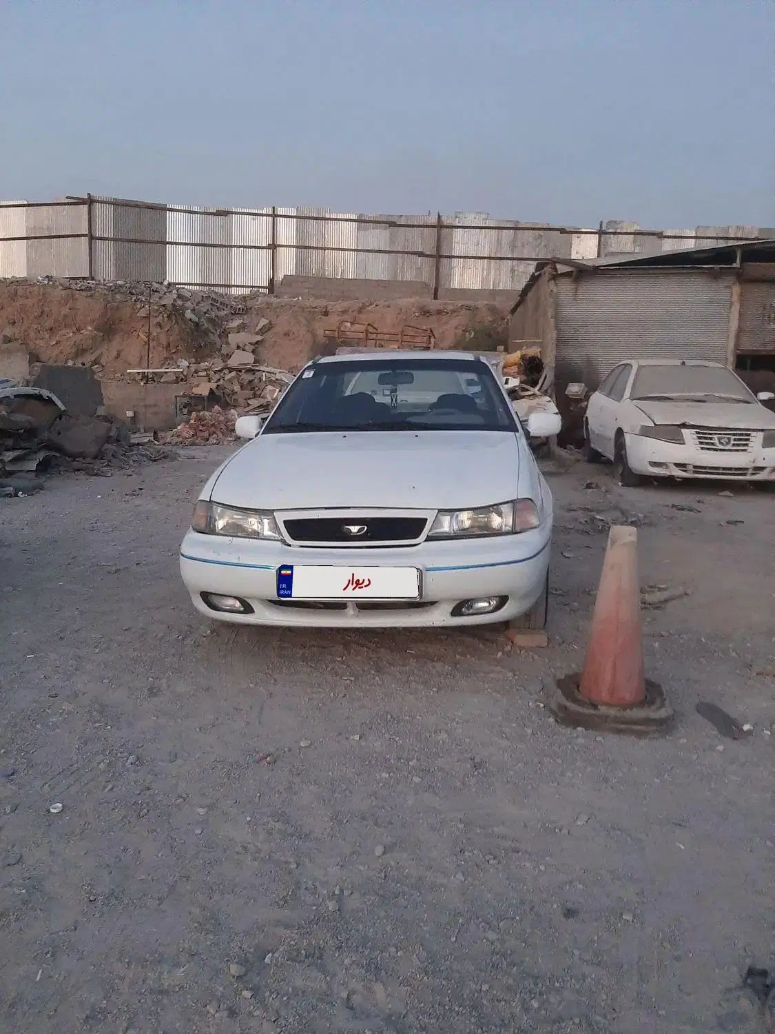 دوو سیلو سدان - 1380