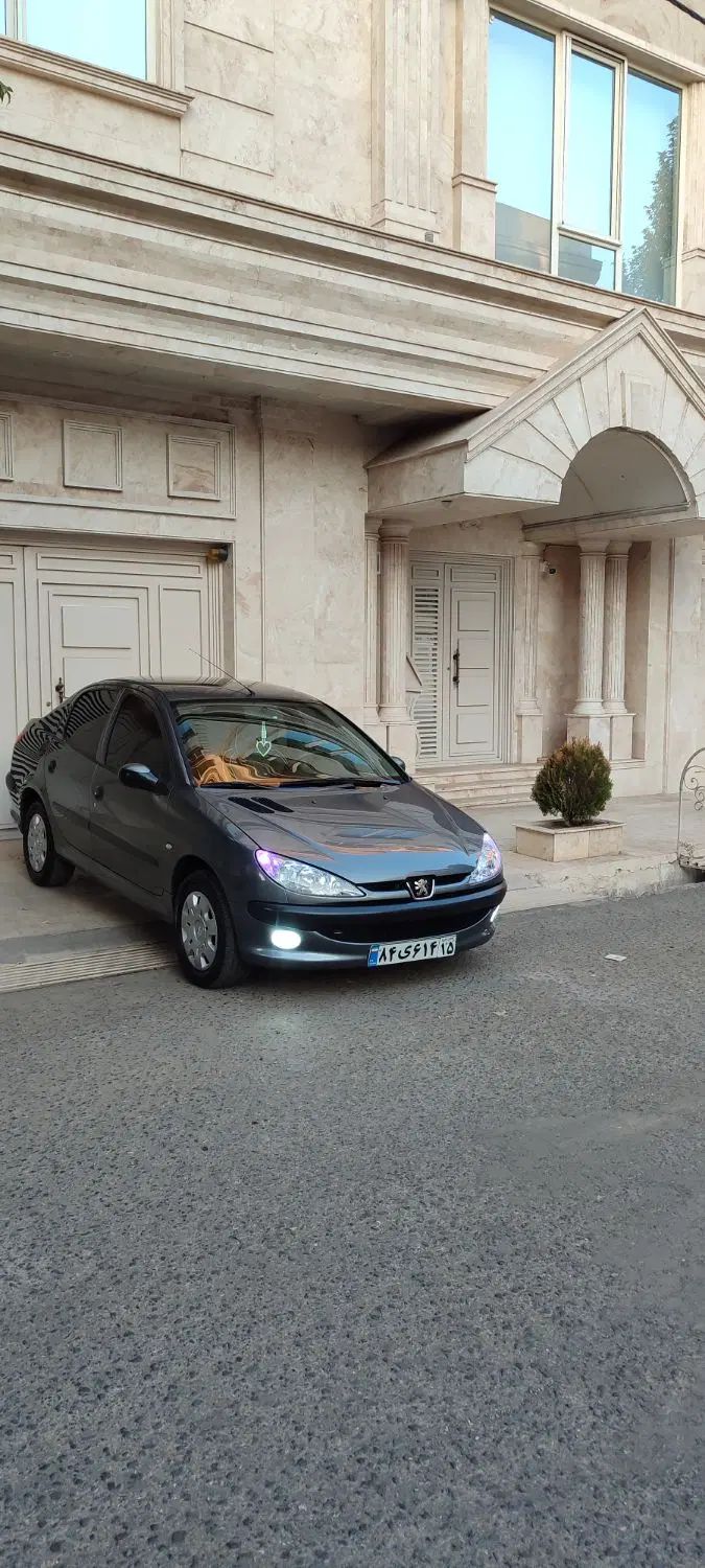 پژو ۲۰۶ صندوق دار v8 - 1393