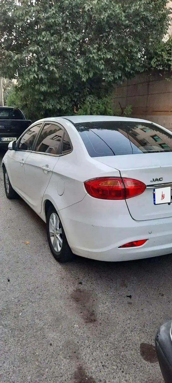 جک J4 اتوماتیک ساده - 1398