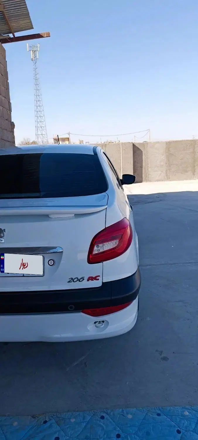 پژو ۲۰۶ صندوق دار v8 - 1396